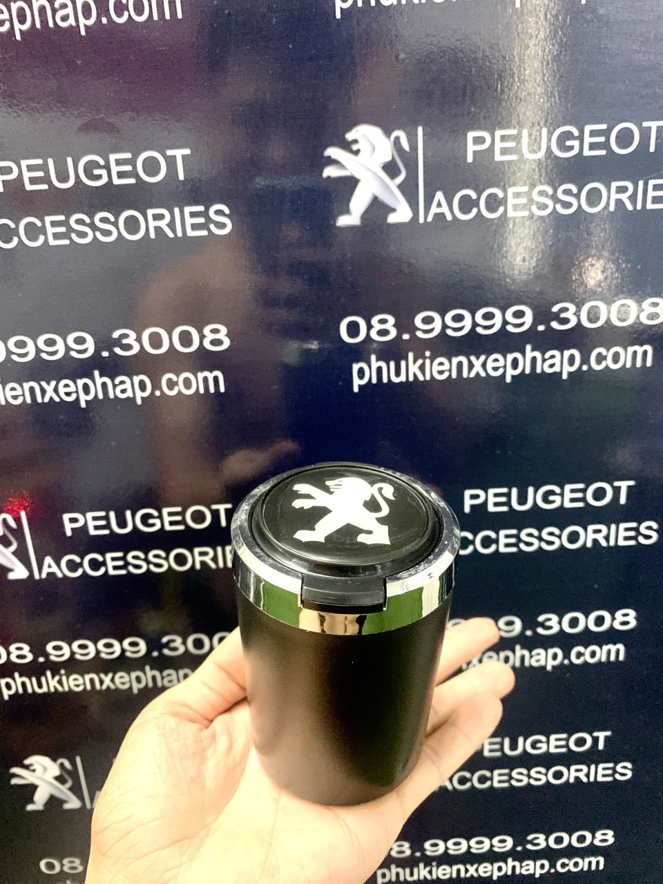 Cốc đựng tàn thuốc Peugeot