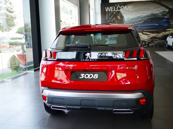 Đèn hậu trong phải - Peugeot 3008 NEW - YL00364380