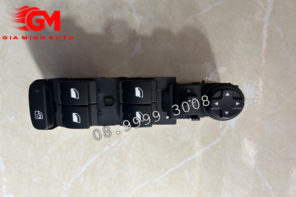 Công tắc nâng hạ kính trước bên trái xe Peugeot 3008- 98019403ZD