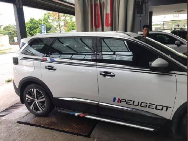 Bộ tem thân xe cờ pháp trang trí xe peugeot