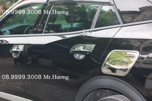 combo ốp hõm cửa chống xước và ốp nắp xăng crom 2008