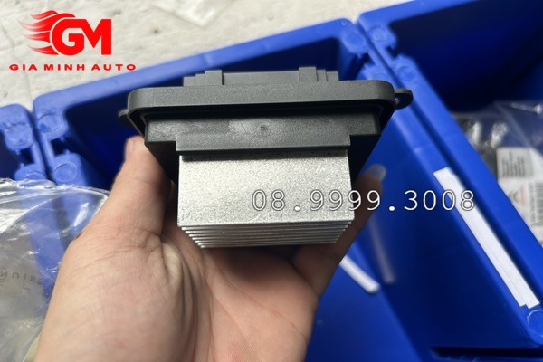 Hộp điều khiển mô tơ quạt dàn lạnh Peugeot 3008, 5008 - YL00267380