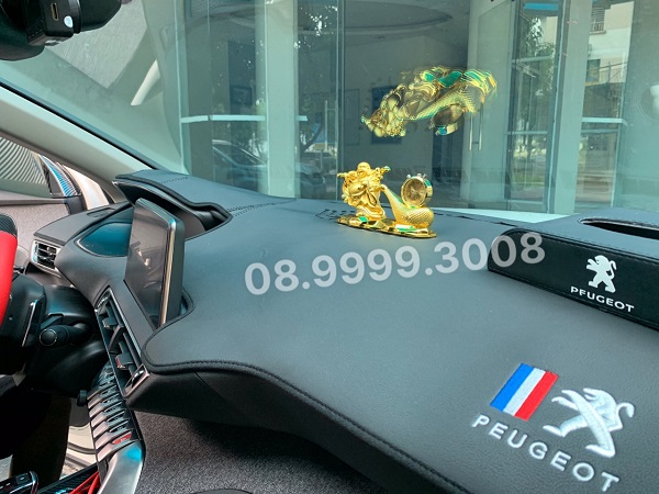 Tượng Phật Di Lặc Đặt Taplo Peugeot